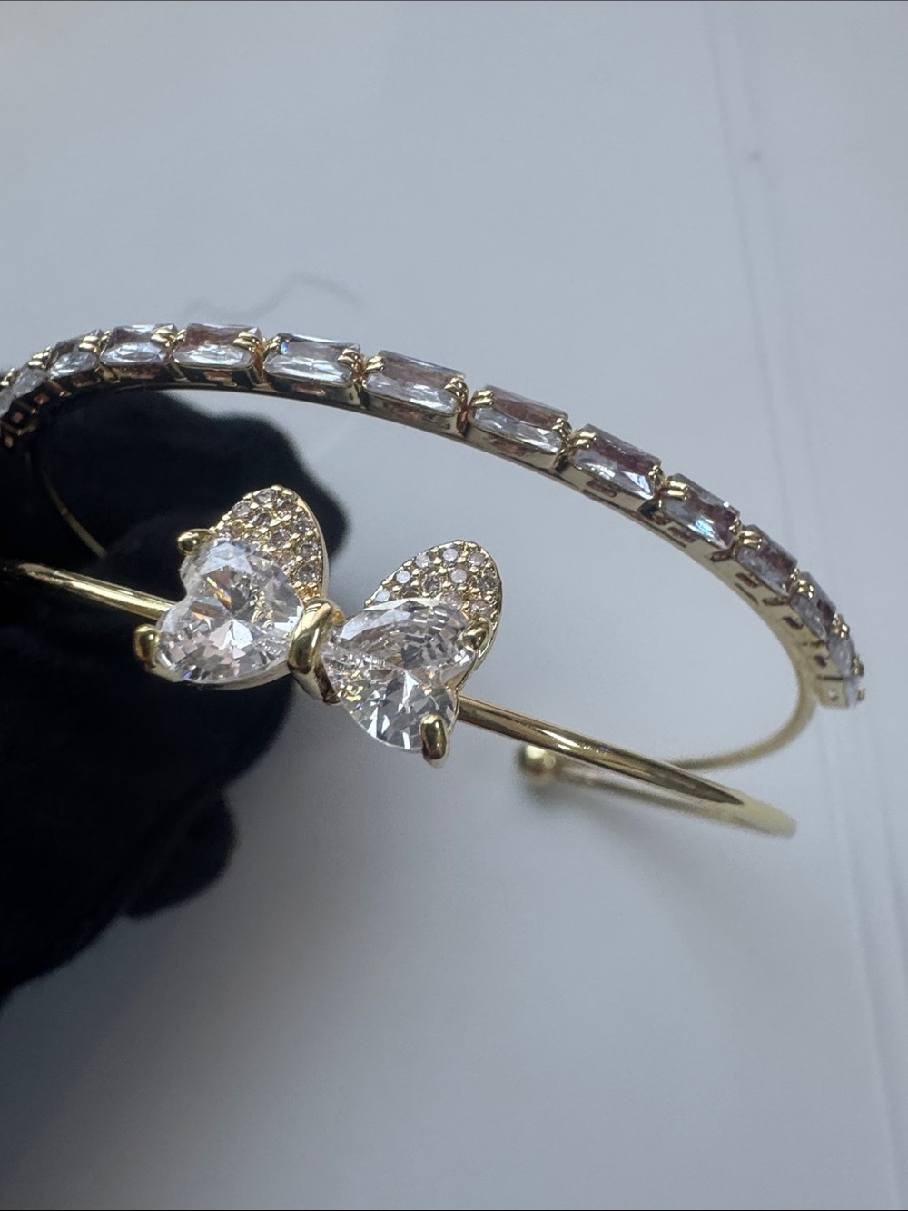 New Gold
Plated  Butterfly Crystal Bangle Bracelet - Women